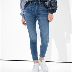American Eagle High Rise Crop Stretch Jean